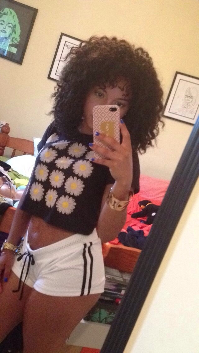 phatbydefinition:  😈http://marleygonz.tumblr.com marleygonzThanks for the submission!