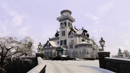 Victorian Mansion based on Practical Magic =)