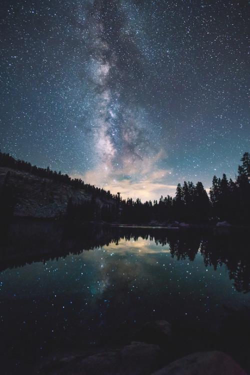 basdos:  Reflection at Weaver Lake  Good night, Tumblrs  :)