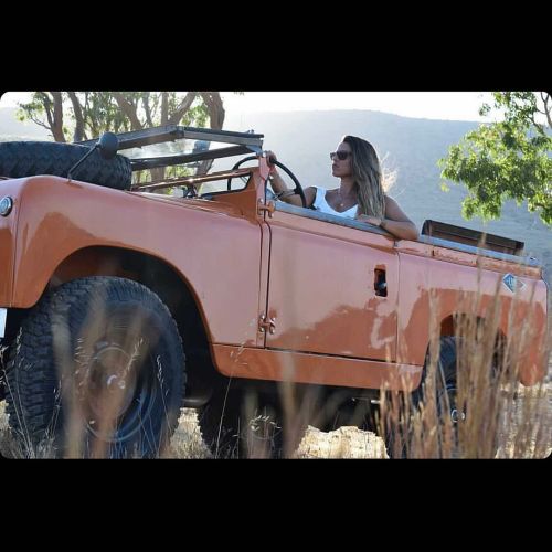 ✨✨ @defendergirls #landrover #landroverdefender #love #girl #girls #defender #summerlove #defenderlo