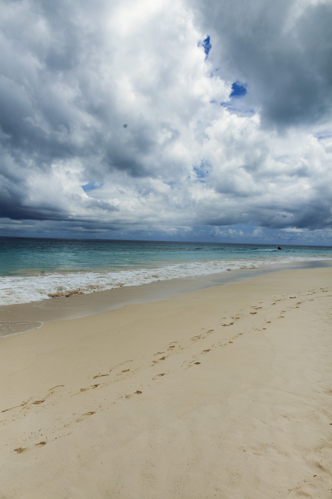 jamesnord:  When we were down in Bermuda there was this constant semi ominous sky,