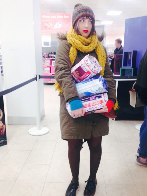 averyconfusingcouple: Today was a busy day in the high street, but regardless we needed to pop into 