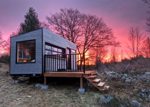 tinyhousetown:The Mason Cabin (160 sq ft)