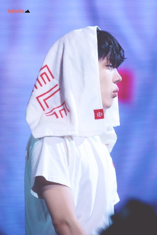181009 ‘Love Yourself’ Tour in London© Adonis | Do not edit.