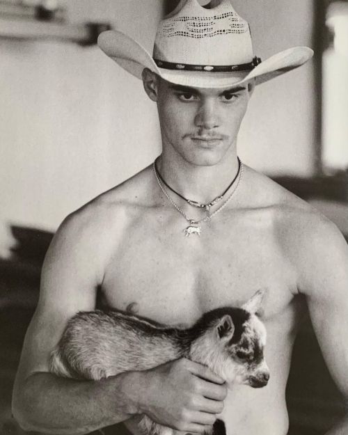 90scakeboy: The Bruce Weber special for L’Uomo Vogue