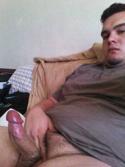 scream2013:  megabaerchen:  llhend99:  housebearsofatlanta:  sandfda90:  Fatty with a fatty  Gorgeous cock that works great !!! Usually chubbier guys have higher sperm counts and harder boners and guys with muscles need Viagra cause all the steroids