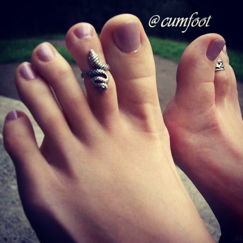 cumxxx: Snake toering. #Foot #Feet #FootFetish #FeetFetish #FootPorn #PrettyFeet #Barefeet #Toes #T