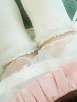 make-a-wish-in-tokyo:  Loving my frills and lace ♡ 