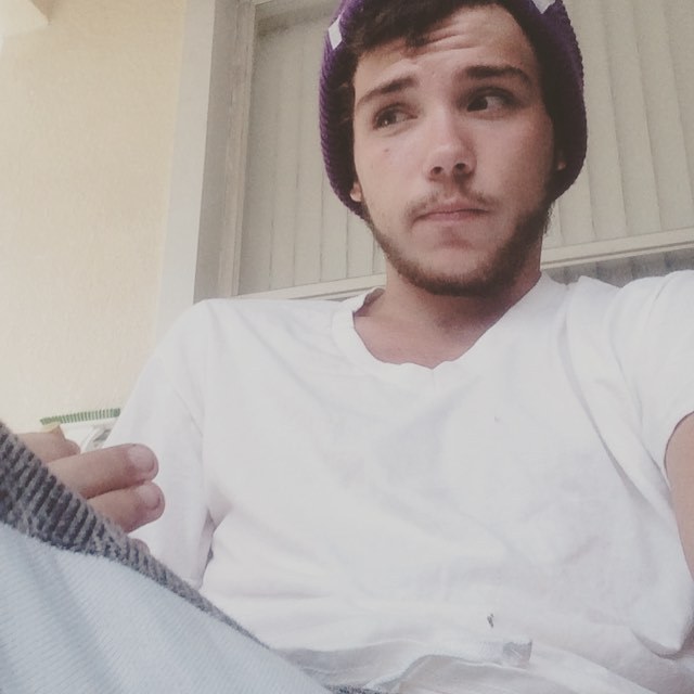 rts-ratethestraightblog:  Rate Mason here with 50 likes or reblogs if you think he