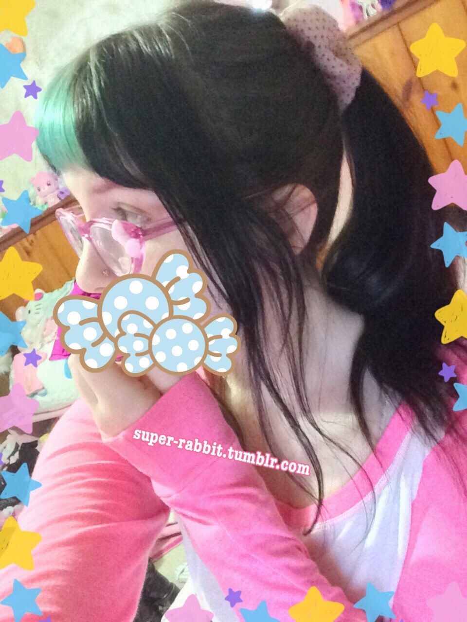 super-rabbit:  Trying to decide which lipgloss I liked better and realized I looked