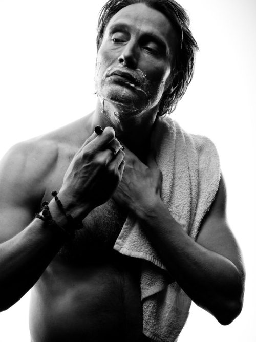 ahanniblog:baba-yaga-not-only:Mads Mikkelsen by Kenneth Willardt.stressful imo