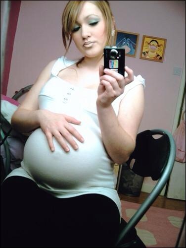 preggogirl:  Pretty and tght