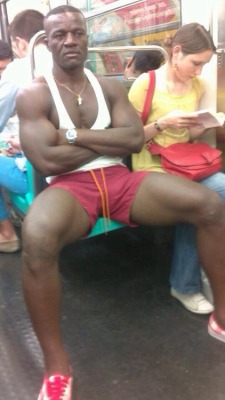 videoblackgay:  http://videoblackgay.tumblr.comÂ :