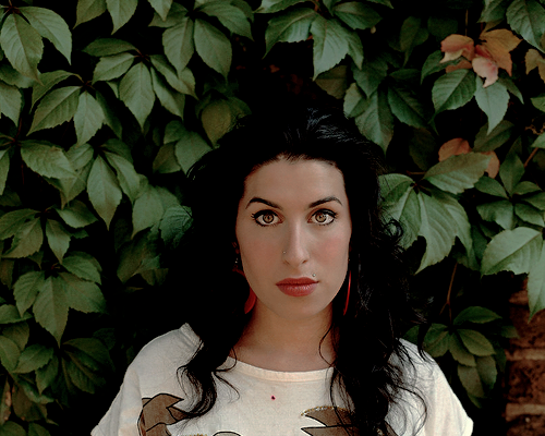 Amy Winehouse photographed by Eva Vermandel, 2003