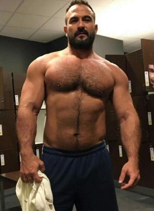 thebearunderground: The Bear Underground - best in masculine hairy menWith over 56,000+ pics and vid