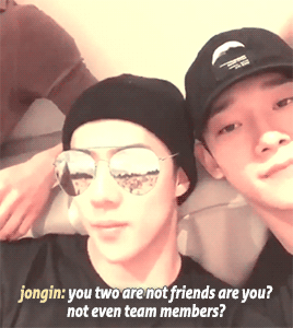deararchimedes:sehun and chanyeol’s sns relationship is complicated (trans)