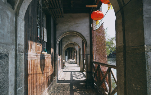 fuckyeahchinesegarden: 南浔古镇, hangzhou, zhejiang province. photo by 王小亚.