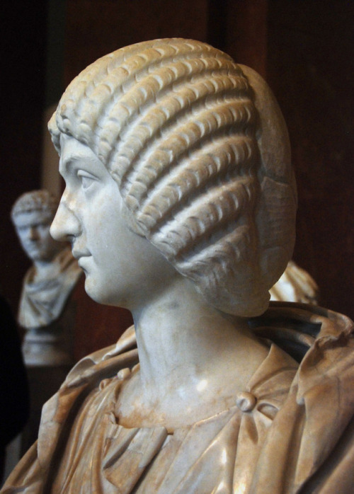 somniapluviae: myglyptothek: Empress Julia Domna. 193 AD. Marble. Musée du Louvre, Paris