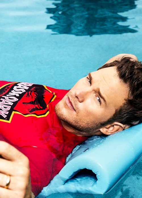 dailychrispratt:Chris Pratt for ENTERTAINMENT WEEKLY MAY-JUNE 2015