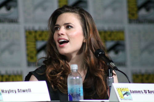 wackierthanacoconut: Comic Con 2015 10th of JulyAgent Carter Panel*Please credit if you use*