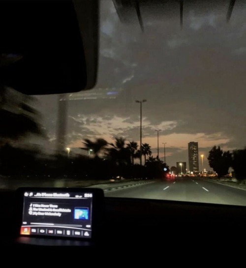 Mornings - Drabble (blurb?)