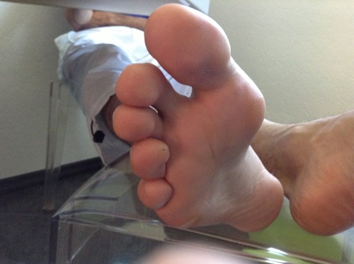 feetboy81:  my bf’s size 14 soles: www.clips4sale.com/17086 kiwi78:  tfootielover:  nice sweet feet ..and so many pics … ack i leaked o_O  whiiiii georgeous feet…. 