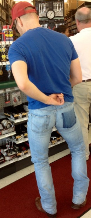 ultracowboystud: phd-bullrider:  Hot damn! I’d love to feel that tiny tight ass on top of me! 