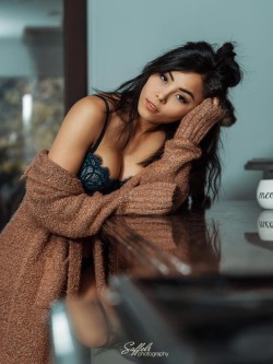 lorenzens-soil: Anna Akana  