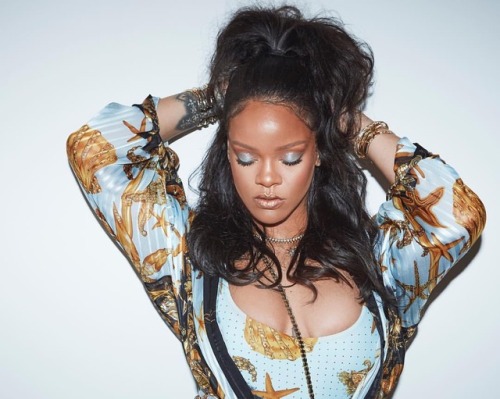 zehnxdaya:  Rihanna x Barbados x Fenty Beauty