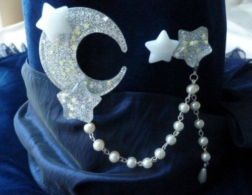 therestlesswitch: sosuperawesome: Witch Hats / Hair Accessories Luminescen Tea on Etsy See our #Et