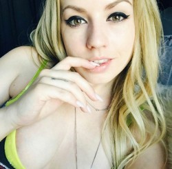 Pure Lexi Belle