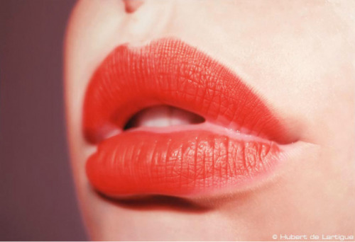 p1ants:   A compilation of French artist Hubert de Lartigue’s stunning hyperrealistic lip paintings, all acrylic on canvas. 