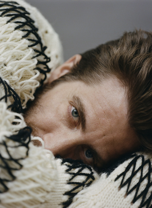 edenliaothewomb:  Jake Gyllennhaal, photographed by Shayne Laverdiere for GQ France, Sep 2018.