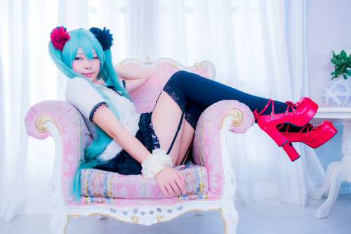Vocaloid - Miku Hatsune [Sweet Magic] 13HELP US GROW Like,Comment & Share.CosplayJapaneseGirls1.5 - www.facebook.com/CosplayJapaneseGirls1.5CosplayJapaneseGirls2 - www.facebook.com/CosplayJapaneseGirl2tumblr - http://cosplayjapanesegirlsblog.tumblr.co
