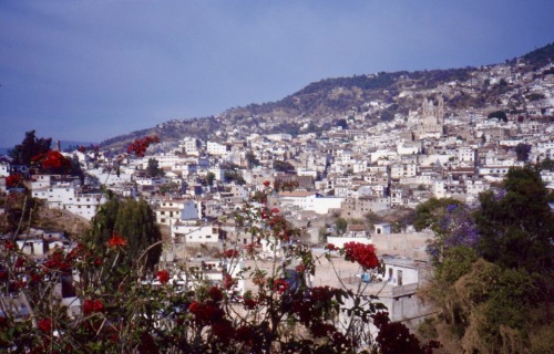 Vista general de Taxco, Guerrero, 1990.