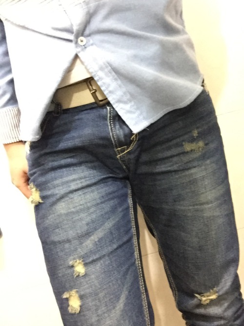 indigo-collector: patrickjeansholic: Hey there! I’m a jeans fetish guy who addicting in jeans 