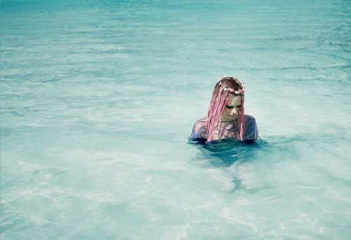 vmagazine:  ‘Sirène’ - model: Lexi Boling - photographer: Laurie Bartley - fashion editor: Felipe Mendes - Numéro China June/July 2014