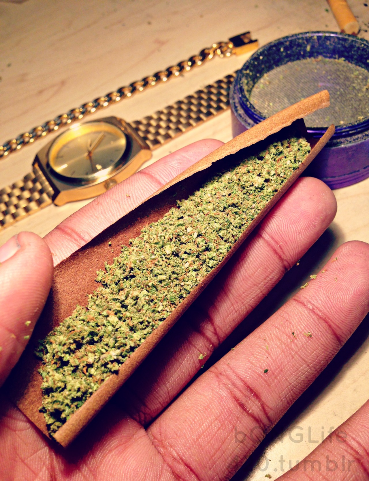 bonglife420:  Rolled a blunt today  