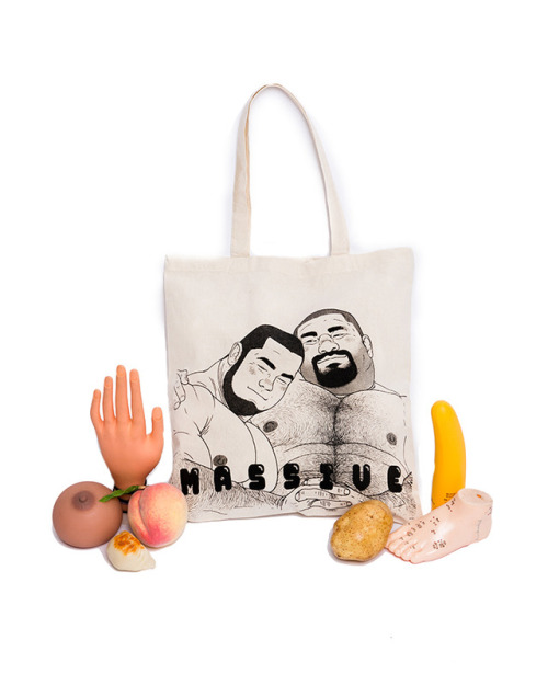 massive-goods: We got the Best Couple Tee and Tote up in the store now~! Get ‘em while they last!!!