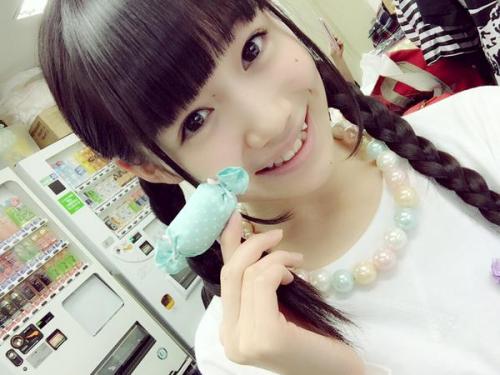 安藤穂乃果 RynRyn☆ミどろっぷさんはTwitterを使っています: “うちえくぼあったっけ？？ それともこの写真だけかな？？？ t.co/YGrFMY42PI&rdqu