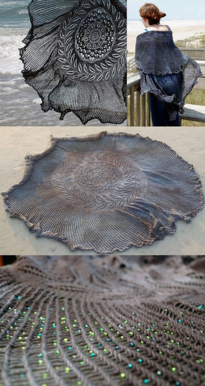 DIY Knit Shipwreck Shawl Free PatternUpdated 2022 - corrections to patternThis stunning Knit Shipwre