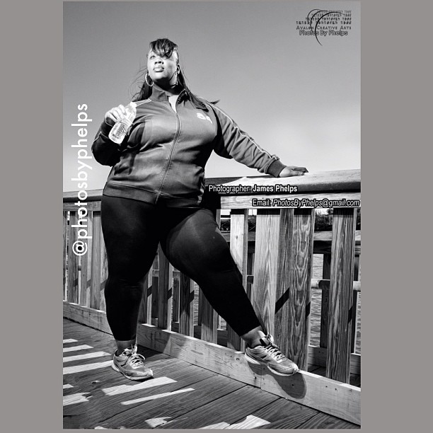 Teaser shoot with  @kym_nichole showing you can be curvy and fitness conscious #fitness