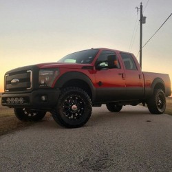 chemicalguys:  I finally got a chance to detail my own truck! I’m so glad. It’s literally spotless and all shined up thanks to Chemical Guys and  @eliteautodetailingtexas @chemicalguys @detailarmy #wax #paintcorrection #claybar #gloss #seal #wash