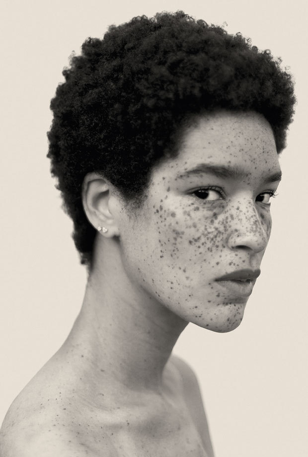 s0mmerspr0ssen:   For his recently published picture book Freckles (Splice Pictures