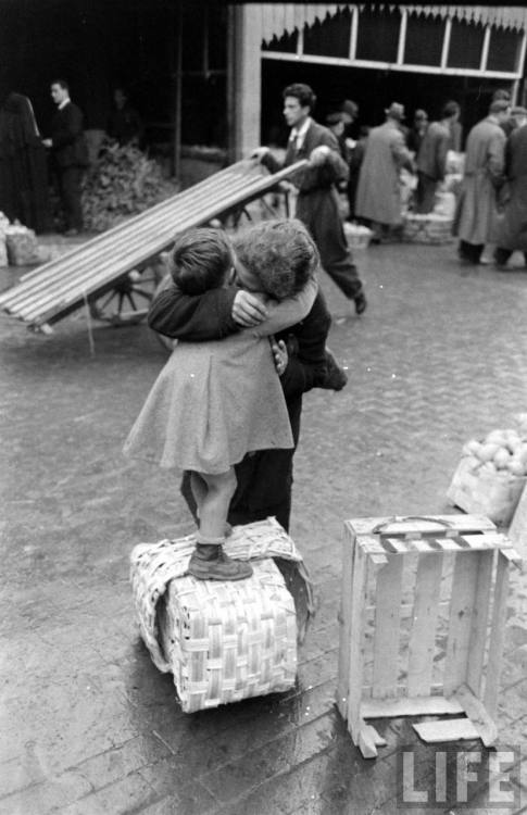 Italy(Carl Mydans. 1940)