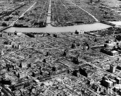 class-struggle-anarchism:  70 years ago today, the 6th of August at 8.15 am, the United States government committed an atrocity of almost unimaginable proportions, dropping an atomic weapon on the people of Hiroshima, Japan, without warning. 80,000 men