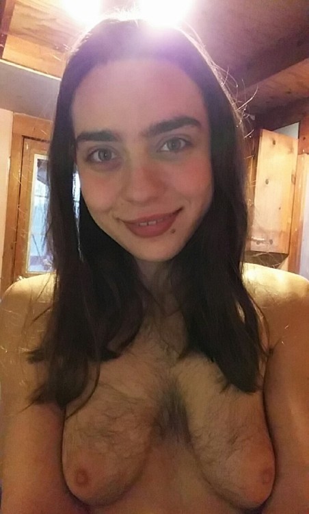phoenixfloe:  topless dinner ~ my specialty self shot by phoenixfloe 
