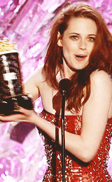  Best Female Performance | 2011 MTV Movie Awards   