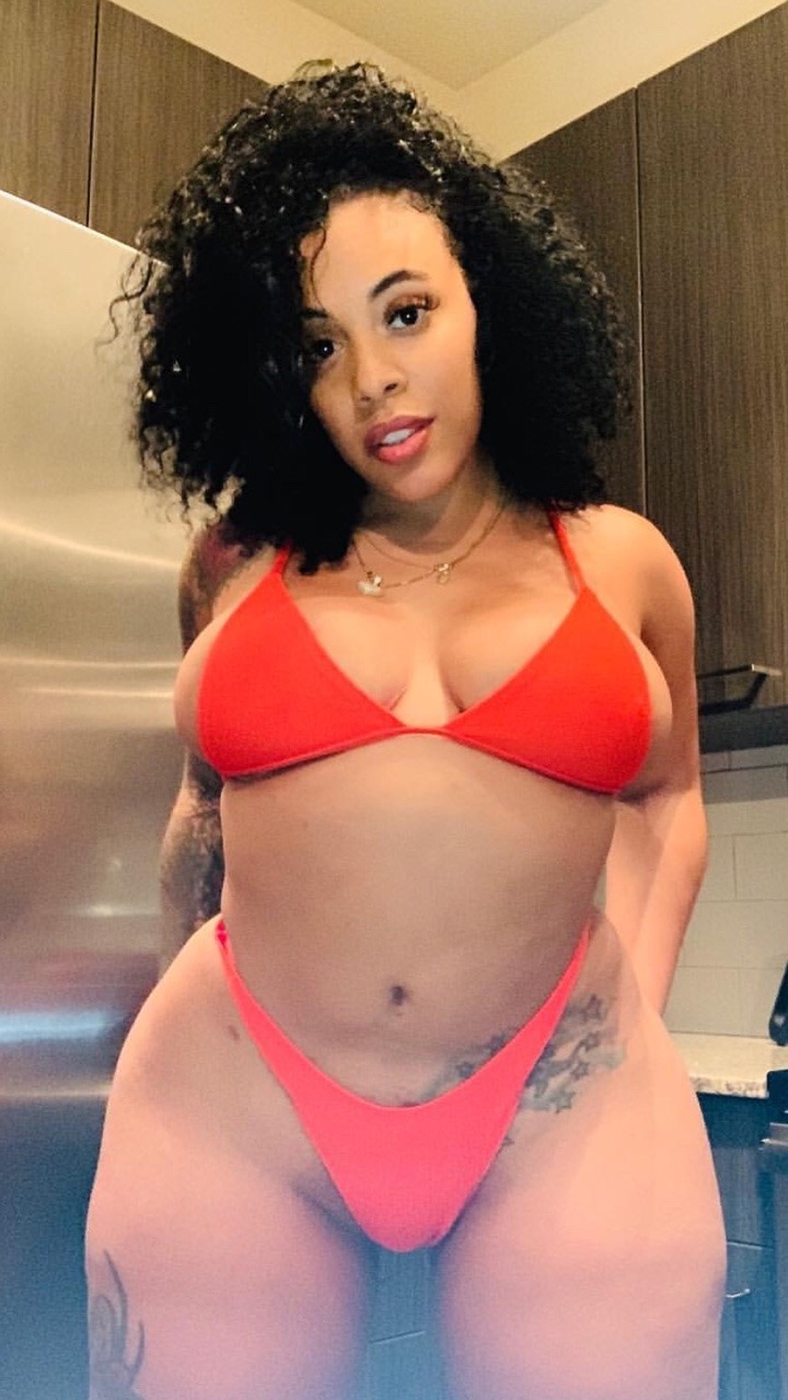 mr-booty-man1: postbadchicks:     Check!! 