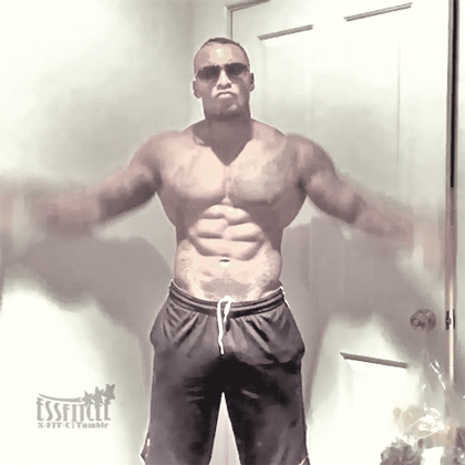 essfitcee:  David, flexing.  